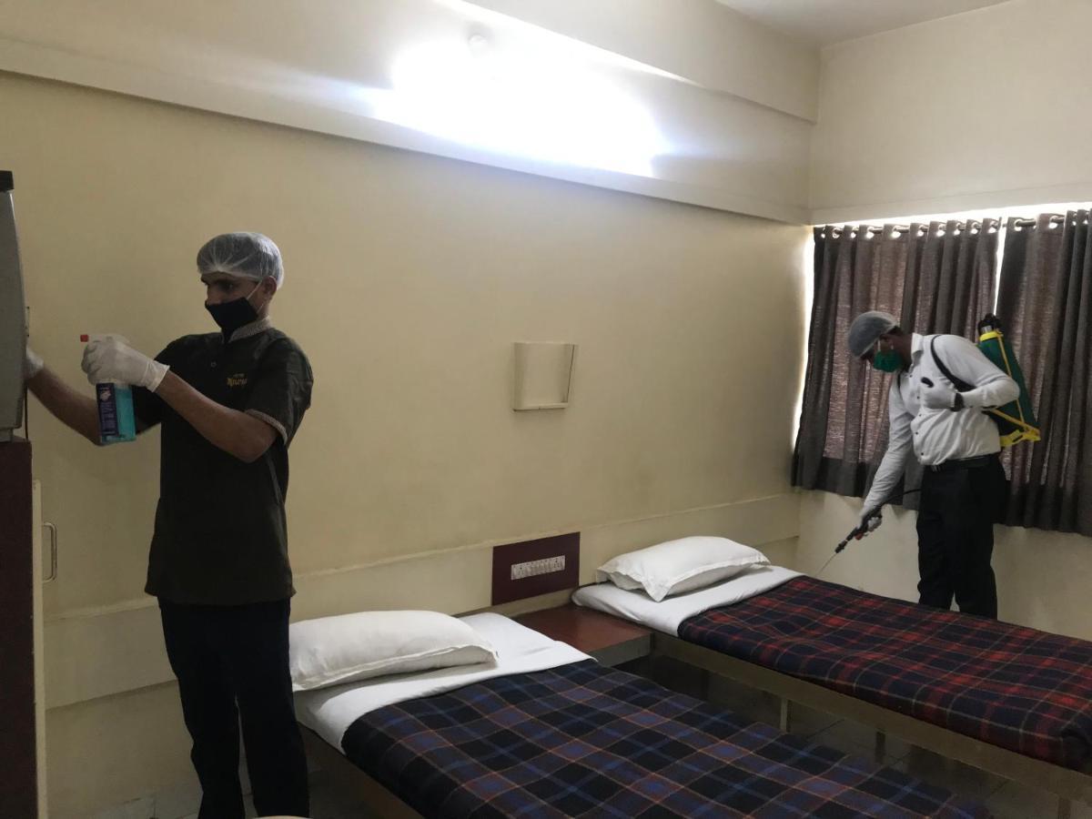 Maurya Residency Hotel Pune Bagian luar foto