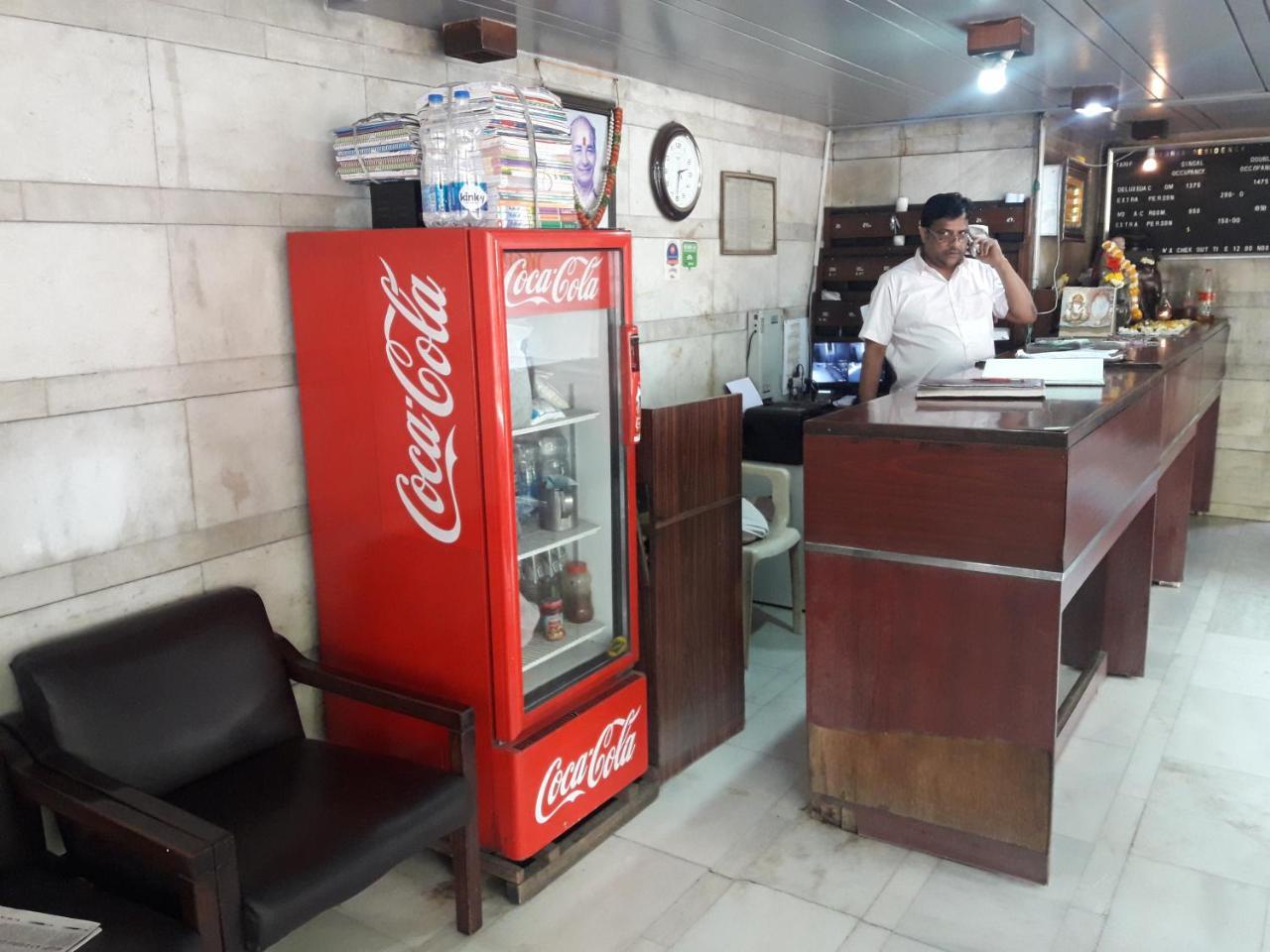 Maurya Residency Hotel Pune Bagian luar foto